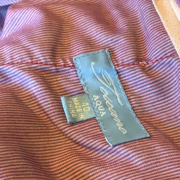 Men’s flat front khaki red shorts. - Picture 3 of 3